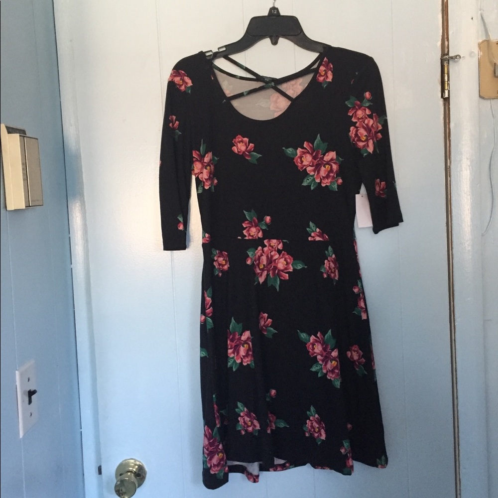 Junior’s Dress